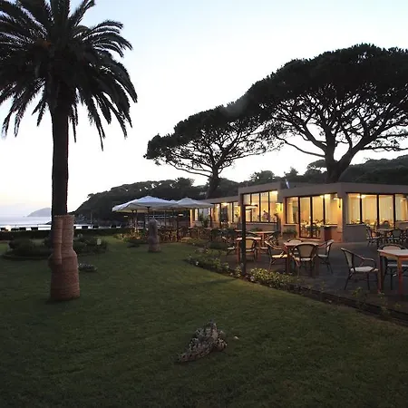 Desiree Procchio (Isola d'Elba)